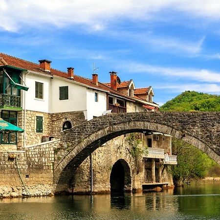 Holiday Home Rijeka Crnojevića エクステリア 写真